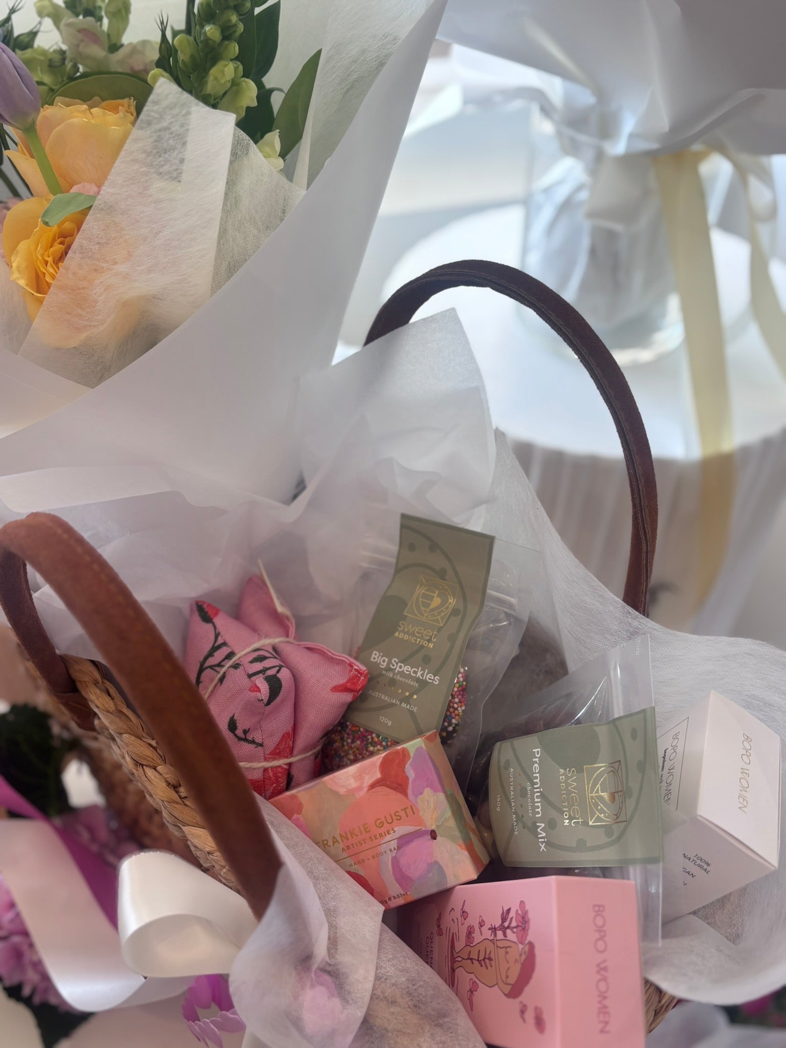 Luxe Basket Hamper
