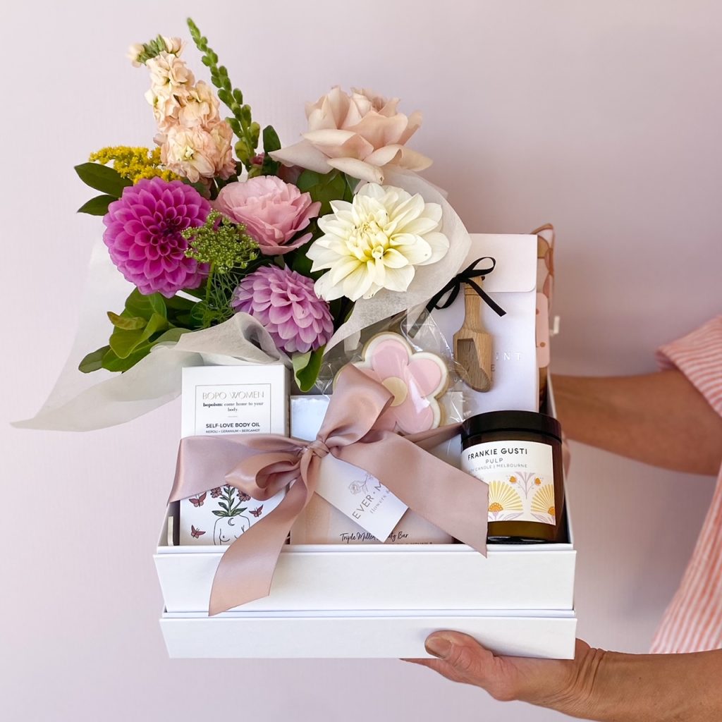 gift hampers and flowers
